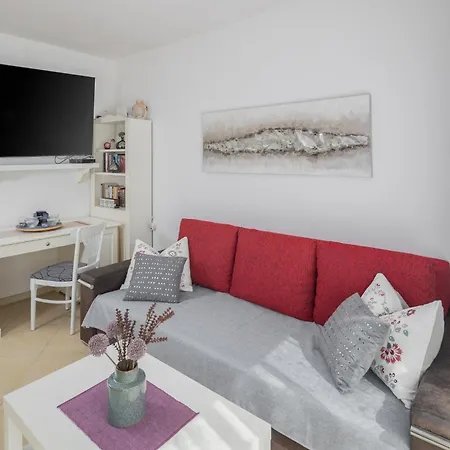 3 & 4 Bedrooms Simona Apartment Porec