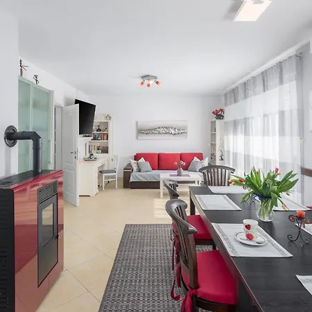 3 & 4 Bedrooms Simona * Porec