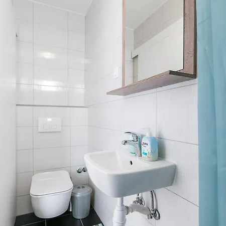 Apartment 3 & 4 Bedrooms Simona Porec