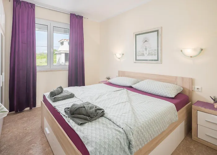 شقة 3 & 4 Bedrooms Simona *