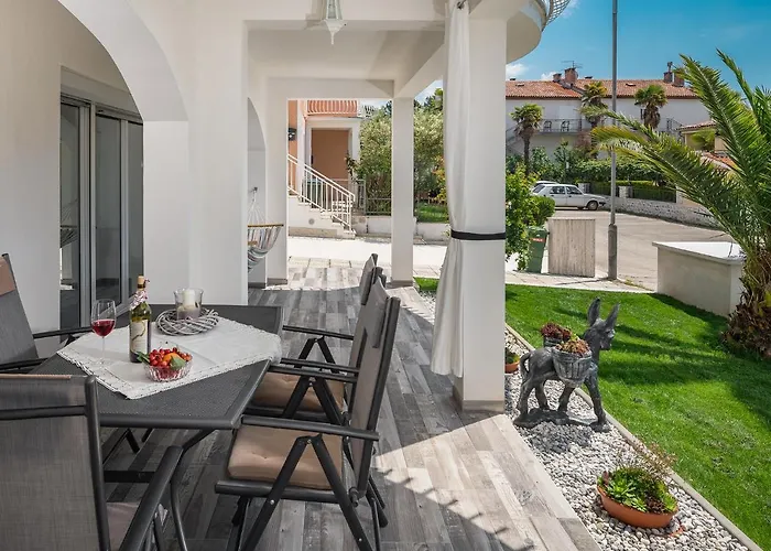 3 & 4 Bedrooms Simona Apartmán *