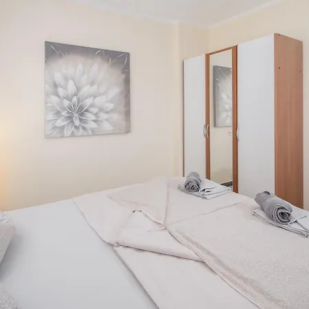 Daire 3 & 4 Bedrooms Simona